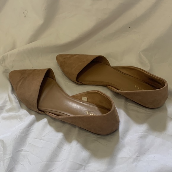 Size 6.5 Merona Flats. Still in good shape - Picture 2 of 4